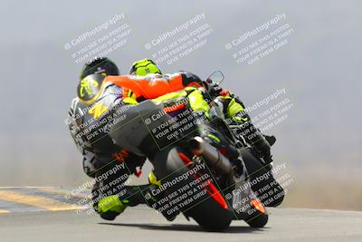 media/Apr-10-2022-SoCal Trackdays (Sun) [[f104b12566]]/Turn 9 Backside (1120am)/